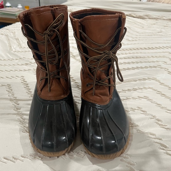 The Original Duck Boot - Picture 2 of 6